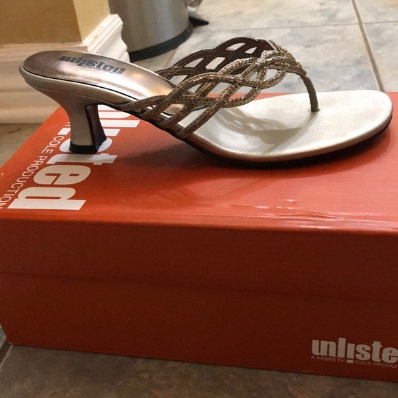 Silver sandals - Picture 2 of 3